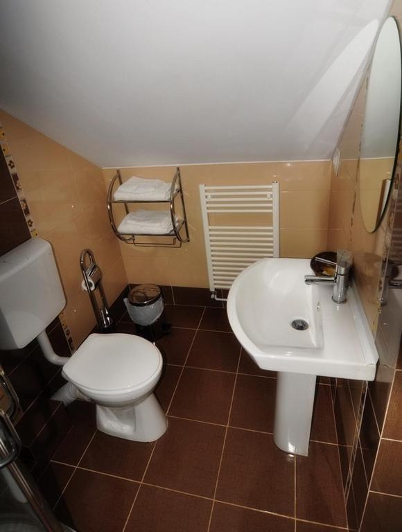 Voronet Residence Gura Humorului Rum bild